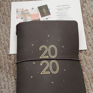 EC Winter Seasonal Surprise folio